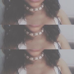 ☀️Puka Shell Necklace☀️